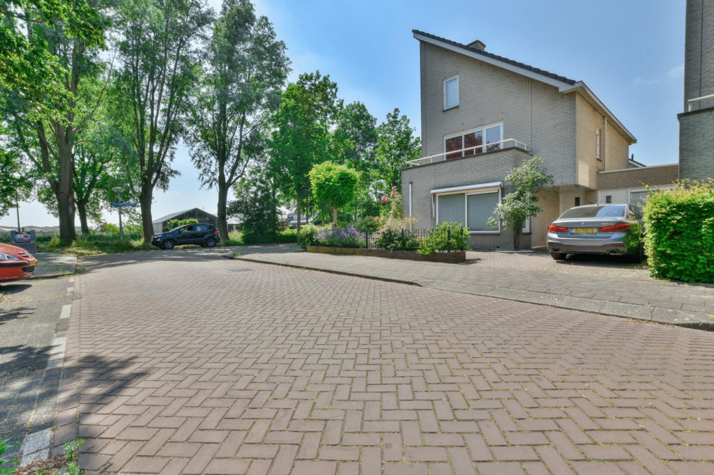 modern driveway ideas